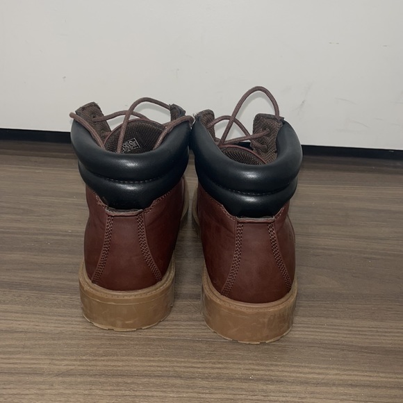 Nautica boots Men’s 9  one time worn brown leather boots - Picture 3 of 7